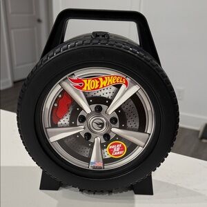 Hot Wheels Black and Silver Toy Car Case